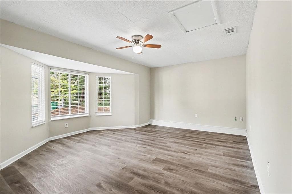 3 bedroom, 2 bathroom, 1,822 sq ft single family residence for sale at 2196 Scarbrough Drive, Stone Mountain, GA 30088 — photo 4