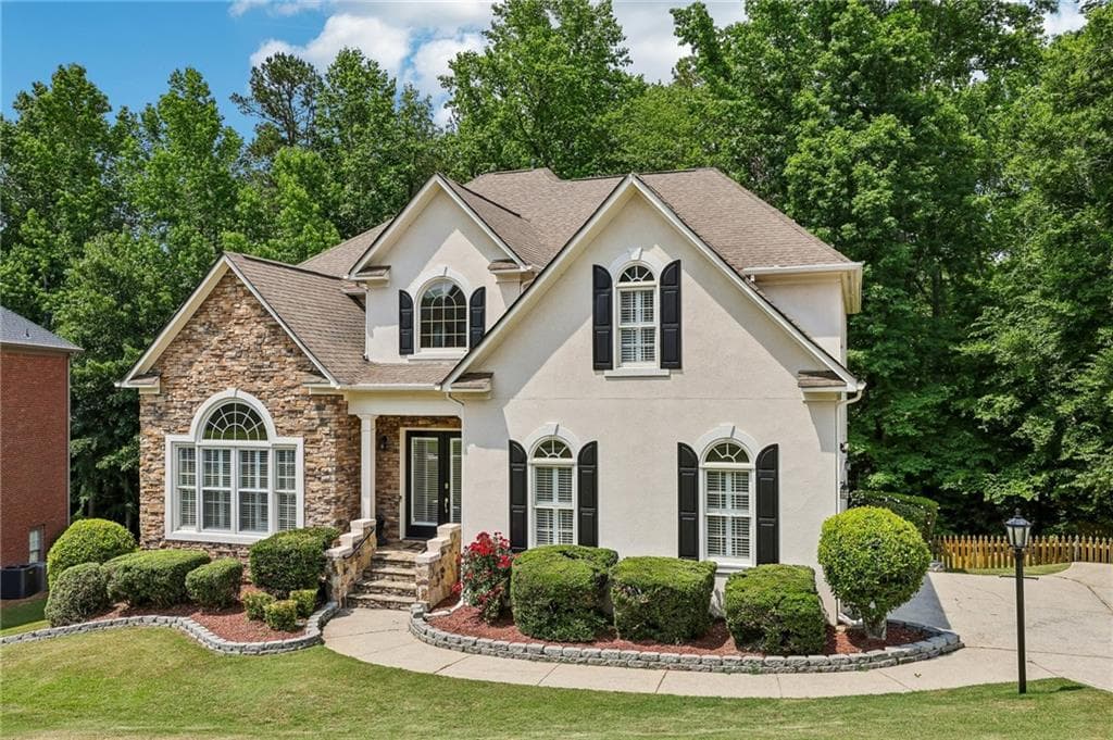 4 bedroom, 3 bathroom, 3,953 sq ft single family residence for sale at 3645 Hickory Branch Trail, Suwanee, GA 30024 — photo 4