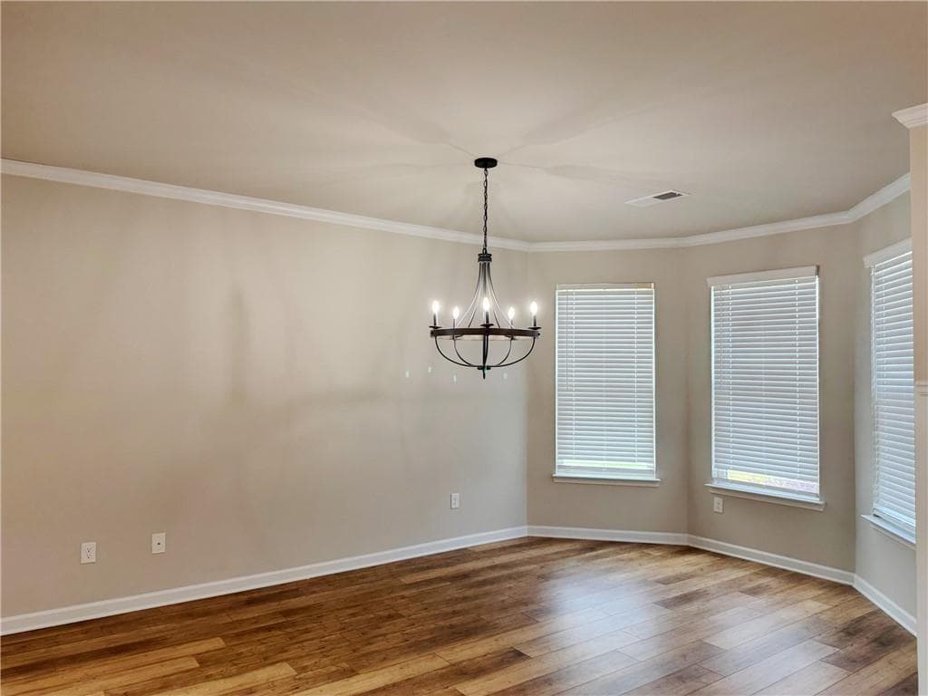 5 bedroom, 3 bathroom, 3,275 sq ft single family residence under contract at 205 Denham Drive, Locust Grove, GA 30248 — photo 2