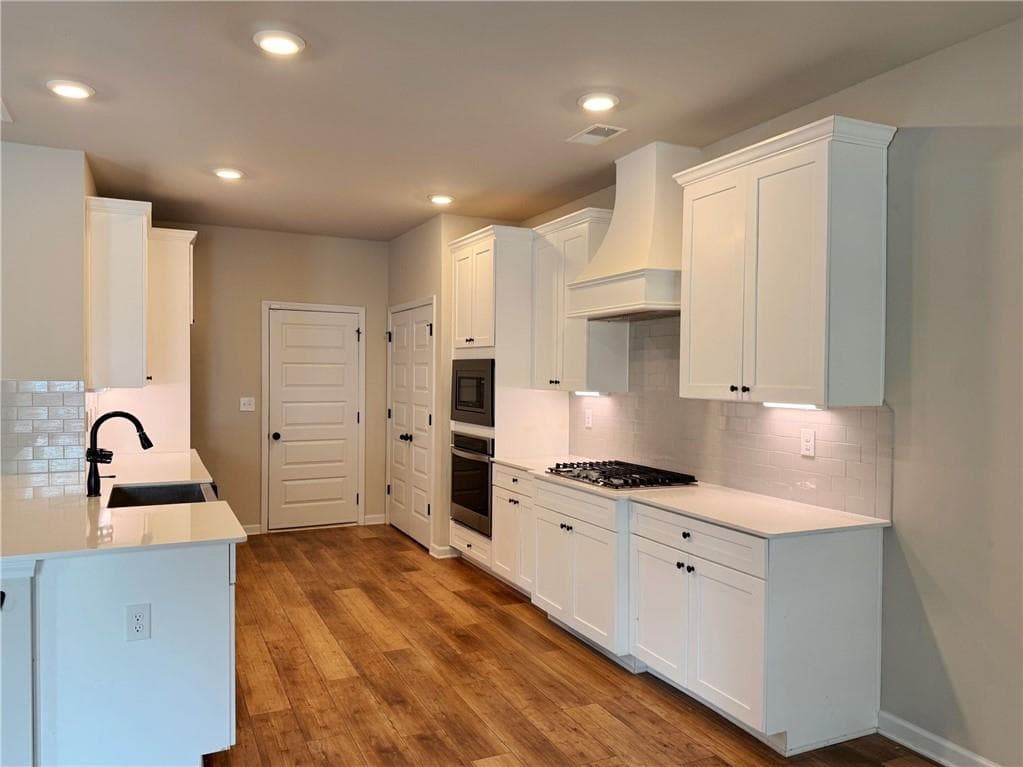 5 bedroom, 3 bathroom, 3,275 sq ft single family residence under contract at 205 Denham Drive, Locust Grove, GA 30248 — photo 7