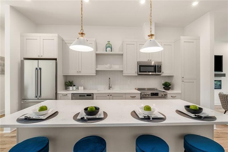 3 bedroom, 3 bathroom, 1,961 sq ft townhouse for sale at 1237 Memorial Drive 405, Atlanta, GA 30316 — photo 9