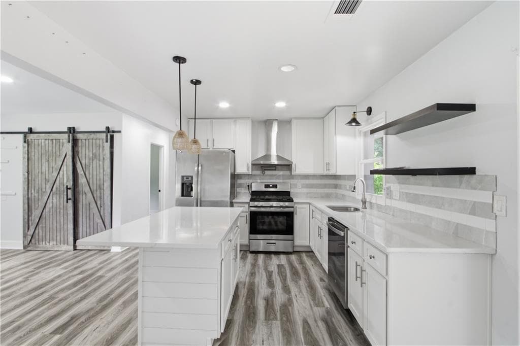 4 bedroom, 3 bathroom, 1,472 sq ft single family residence for sale at 1614 Carolyn Drive, Stone Mountain, GA 30087 — photo 2