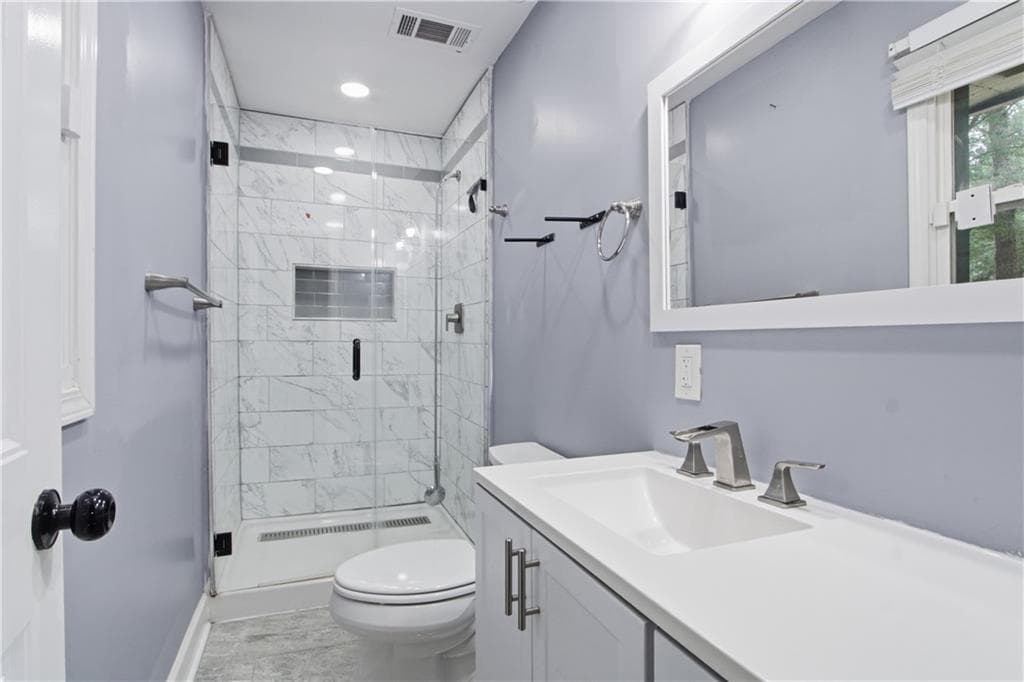 4 bedroom, 3 bathroom, 1,472 sq ft single family residence for sale at 1614 Carolyn Drive, Stone Mountain, GA 30087 — photo 6