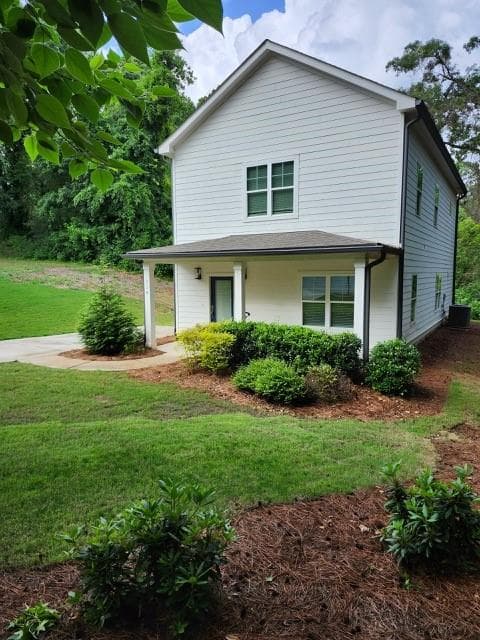 4 bedroom, 3 bathroom, 1,932 sq ft single family residence for sale at 224 Grove Street, Athens, GA 30605 — photo 3