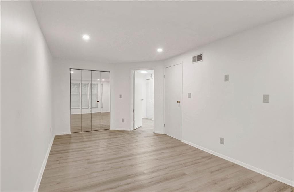 1 bedroom, 1 bathroom, 810 sq ft condominium for sale at 1283 Keys Lake Drive, Brookhaven, GA 30319 — photo 10