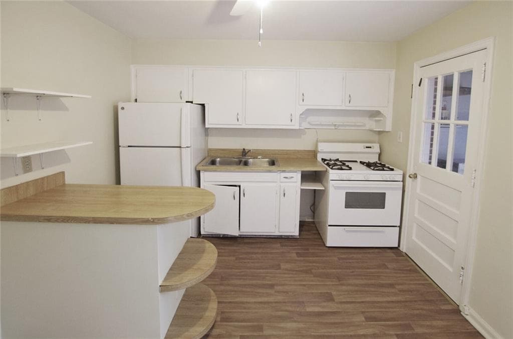 duplex for sale at 140 Scott Boulevard, Decatur, GA 30030 — photo 8