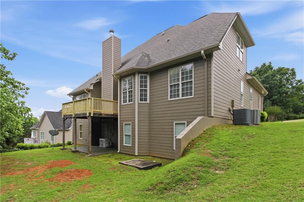 4 bedroom, 4 bathroom, 3,799 sq ft single family residence for sale at 30 Roberson Drive, Cartersville, GA 30121 — photo 5