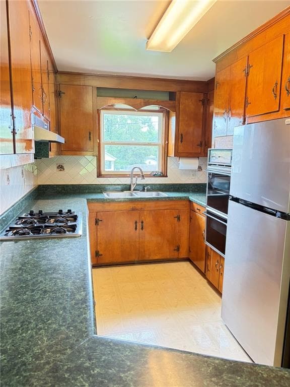 4 bedroom, 2 bathroom single family residence for sale at 52 Lyons Drive, Rome, GA 30165 — photo 3