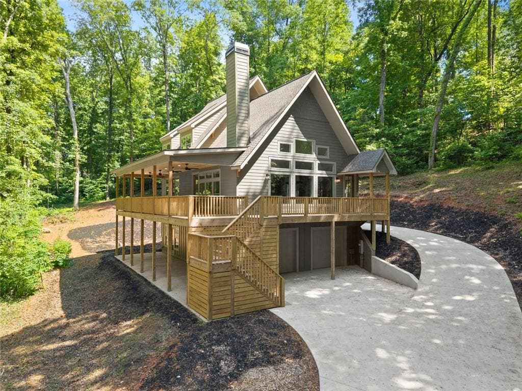 3 bedroom, 4 bathroom, 2,350 sq ft single family residence for sale at 192 Browns Point, Dawsonville, GA 30534 — photo 4