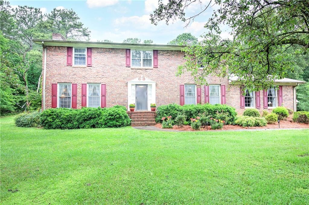 5 bedroom, 4 bathroom, 2,560 sq ft single family residence for sale at 3637 Nebo Road, Dallas, GA 30157