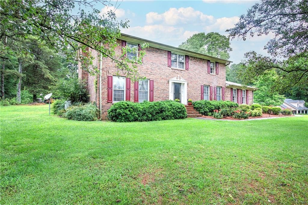 5 bedroom, 4 bathroom, 2,560 sq ft single family residence for sale at 3637 Nebo Road, Dallas, GA 30157 — photo 3
