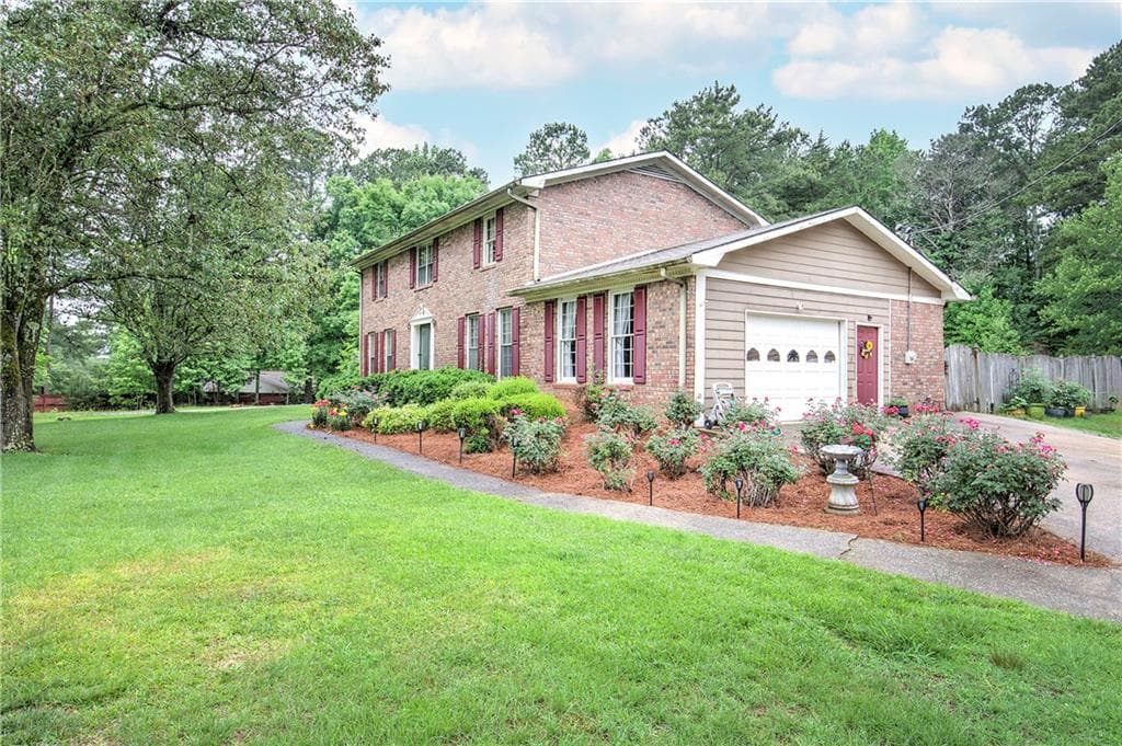 5 bedroom, 4 bathroom, 2,560 sq ft single family residence for sale at 3637 Nebo Road, Dallas, GA 30157 — photo 5