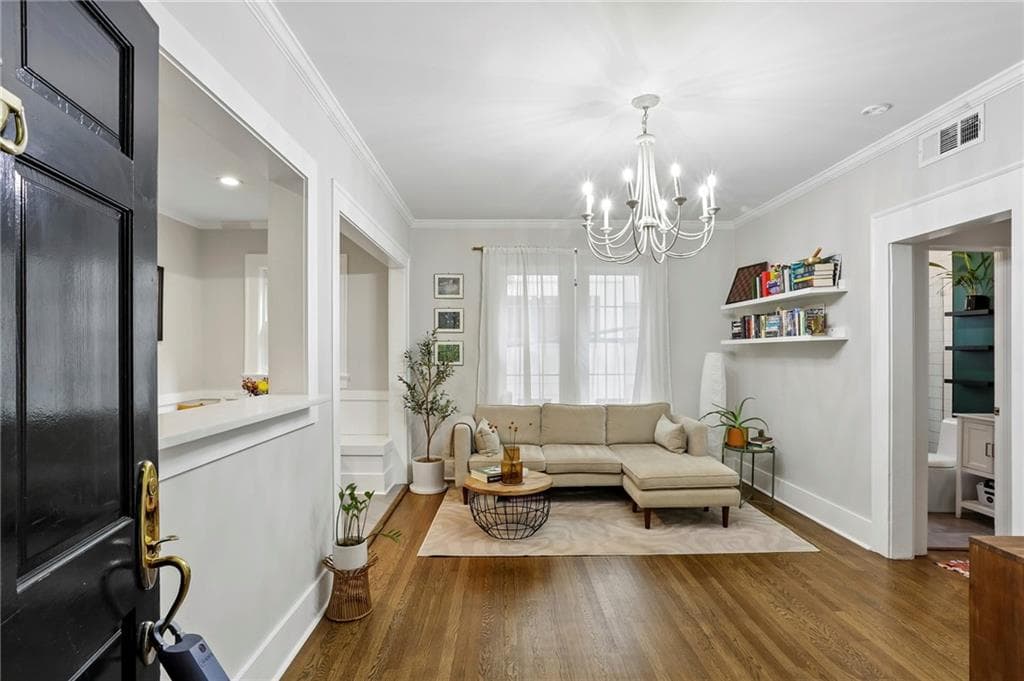 1 bedroom, 1 bathroom, 623 sq ft condominium for sale at 242 12th Street 16, Atlanta, GA 30309 — photo 2