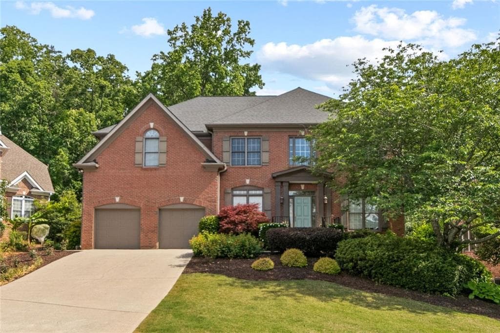 6 bedroom, 5 bathroom, 5,242 sq ft single family residence sold at 1121 Promontory Drive, Marietta, GA 30062