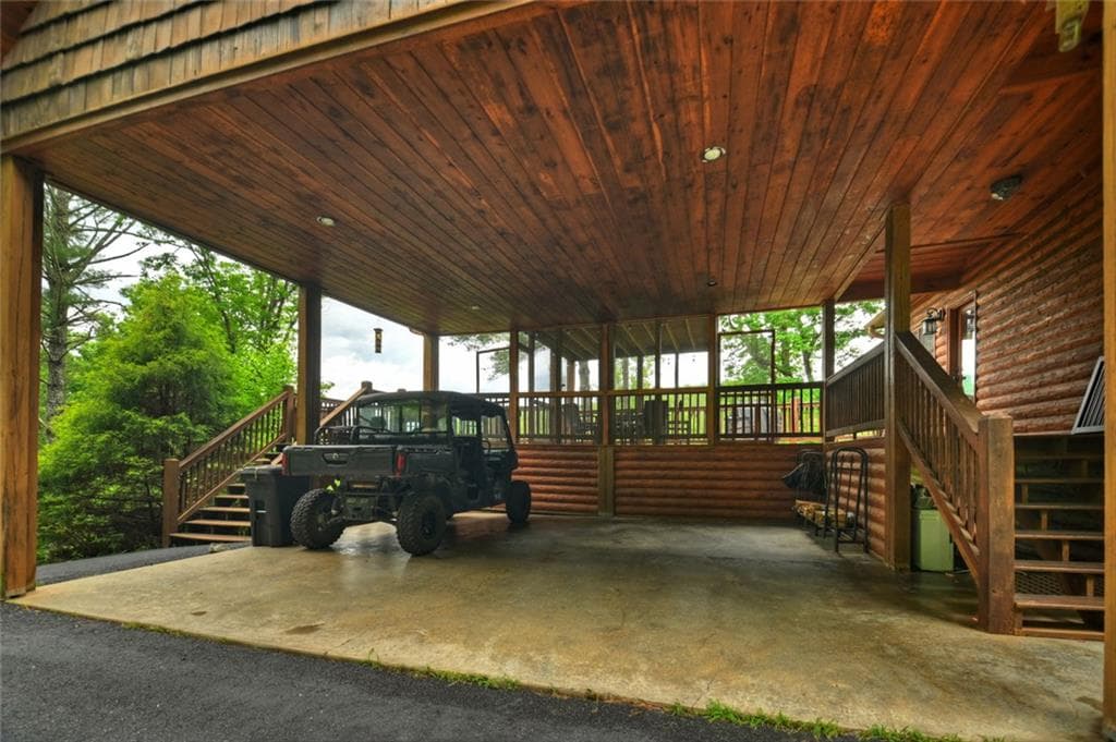 4 bedroom, 4 bathroom, 2,611 sq ft single family residence for sale at 287 Rhonda Lane, Mineral Bluff, GA 30559 — photo 4