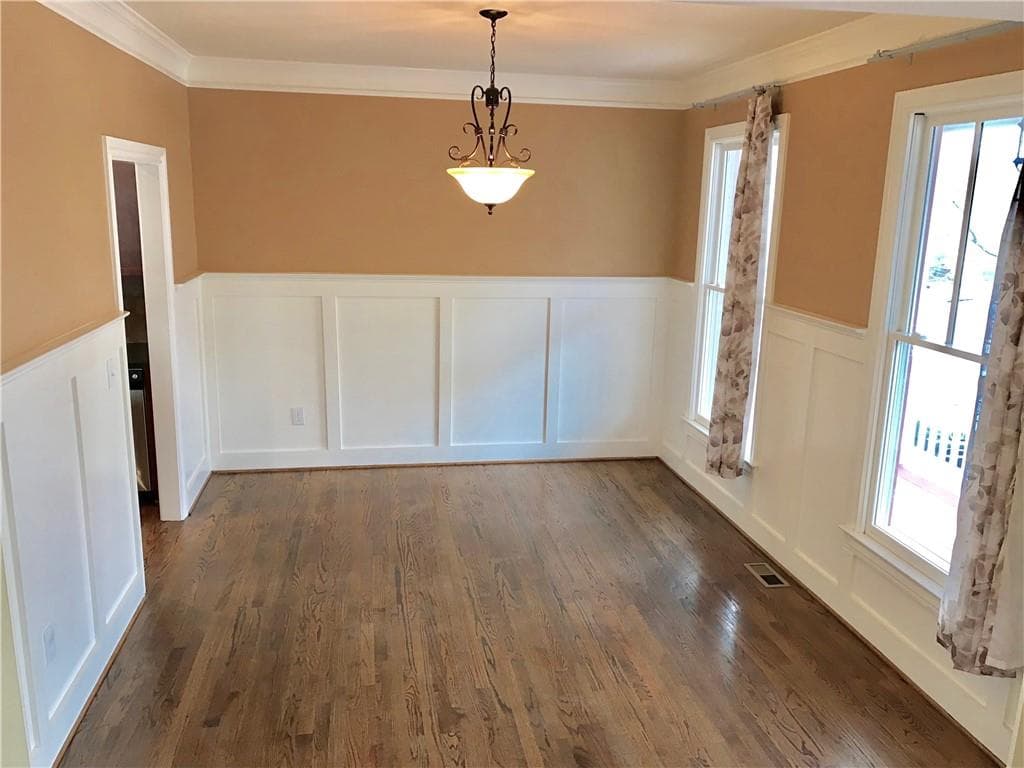 4 bedroom, 4 bathroom, 2,600 sq ft single family residence for rent at 1678 CARR Circle, Atlanta, GA 30318 for $3,800 a month — photo 4