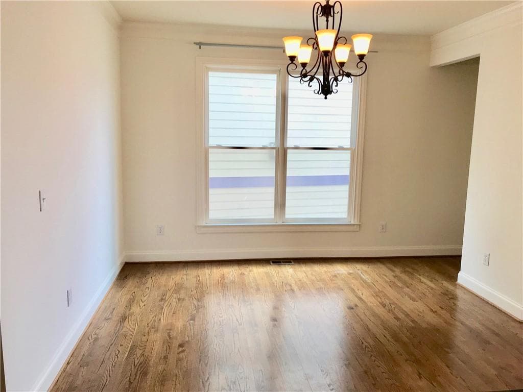 4 bedroom, 4 bathroom, 2,600 sq ft single family residence for rent at 1678 CARR Circle, Atlanta, GA 30318 for $3,800 a month — photo 5