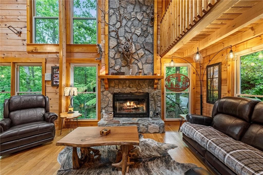 5 bedroom, 6 bathroom, 4,485 sq ft single family residence under contract at 4396 Highway 382, Ellijay, GA 30540 — photo 9