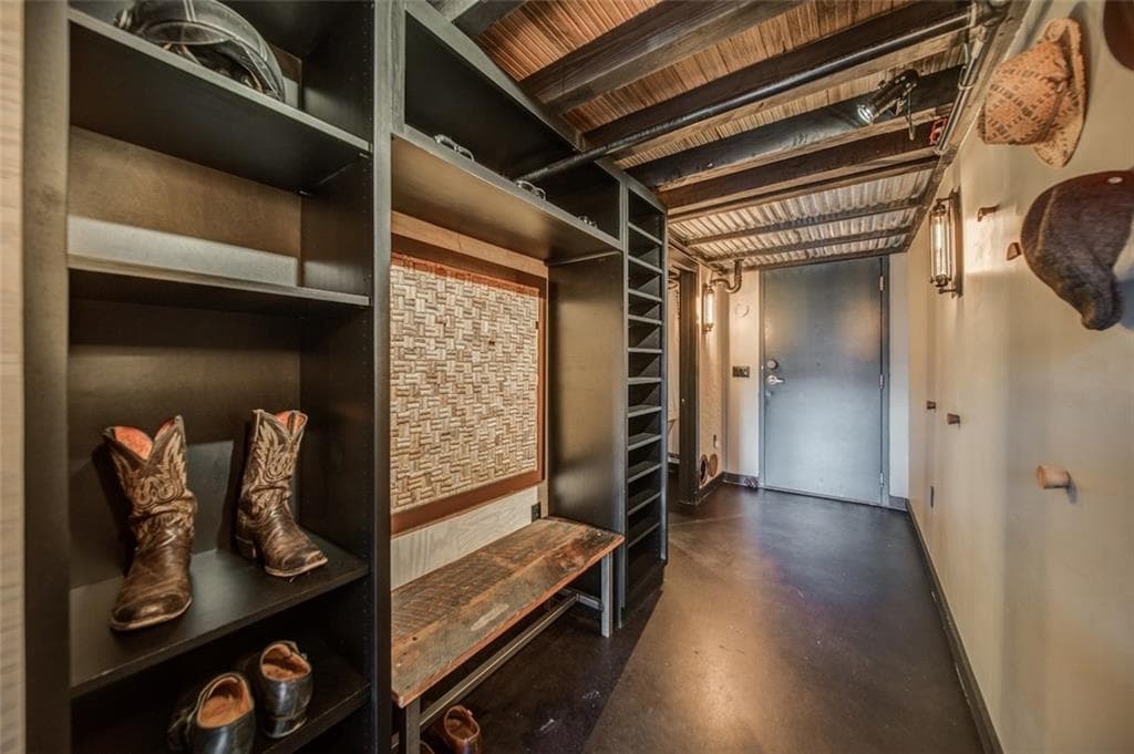 2 bedroom, 2 bathroom, 1,344 sq ft condominium for sale at 170 Boulevard 322H, Atlanta, GA 30312 — photo 2