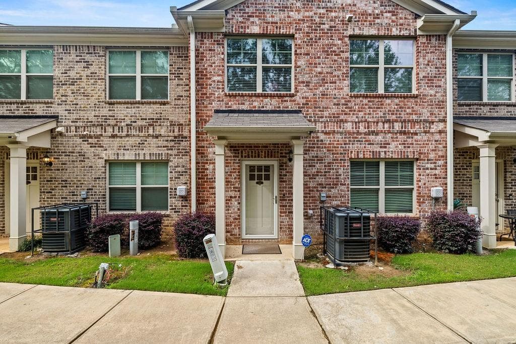 3 bedroom, 3 bathroom townhouse under contract at 3356 Mount Zion Road, Stockbridge, GA 30281