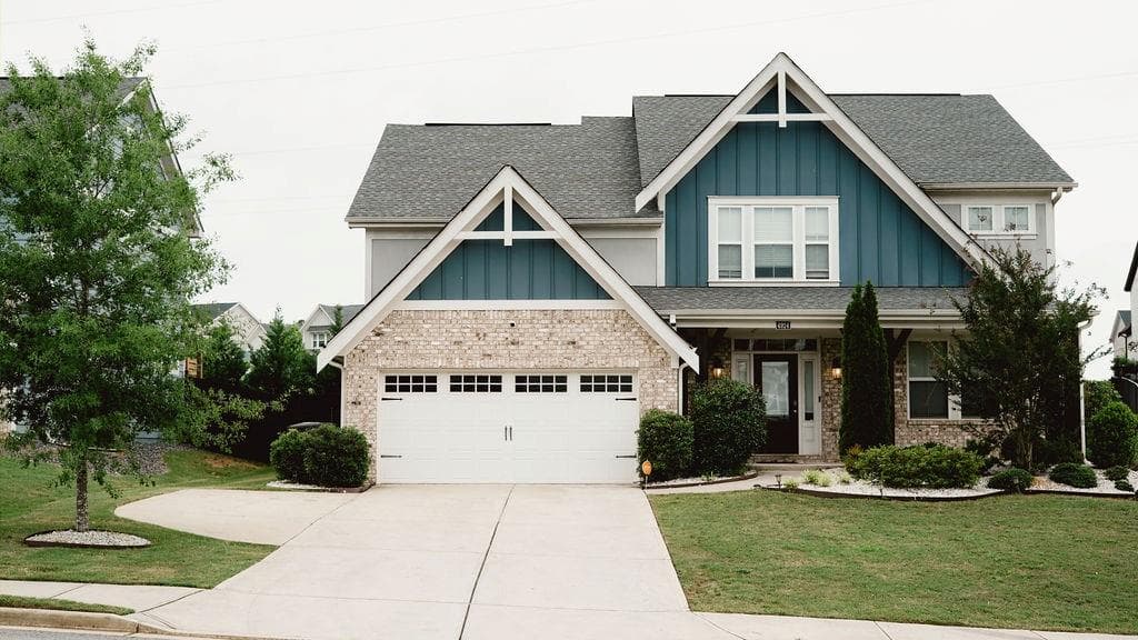 4 bedroom, 4 bathroom, 3,084 sq ft single family residence for sale at 4924 Creekside Lane, Powder Springs, GA 30127