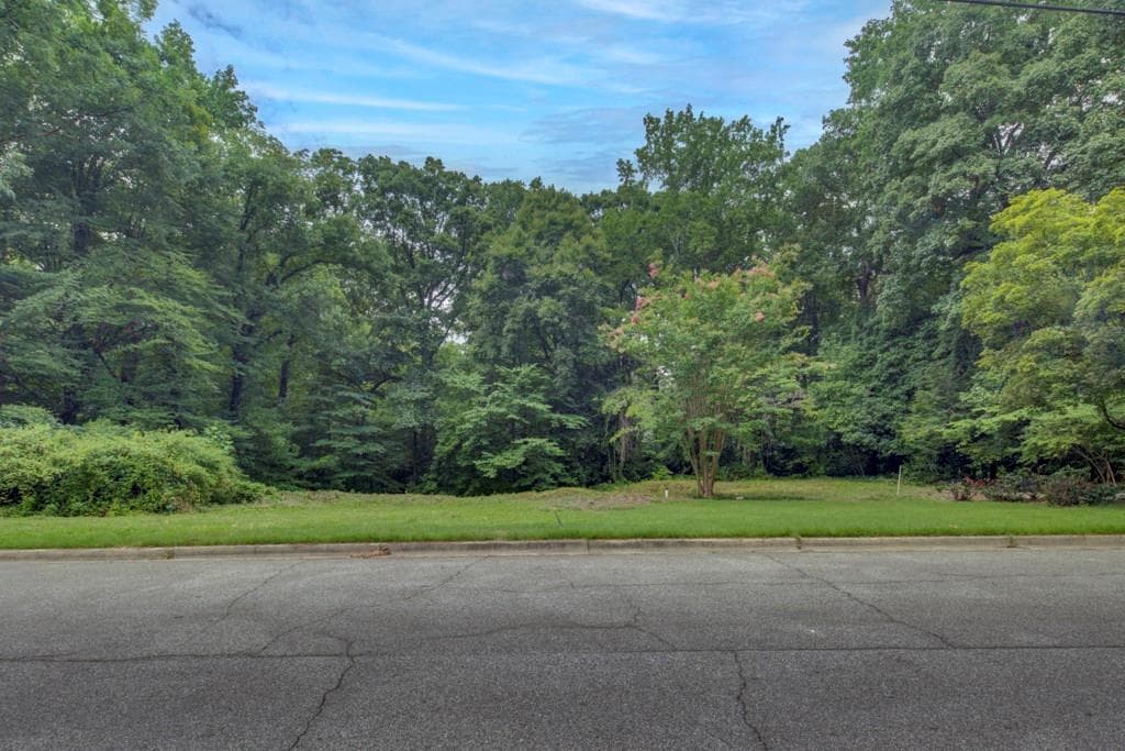 single family residence for sale at 3660 Haddon Hall Road, Atlanta, GA 30327 — photo 2