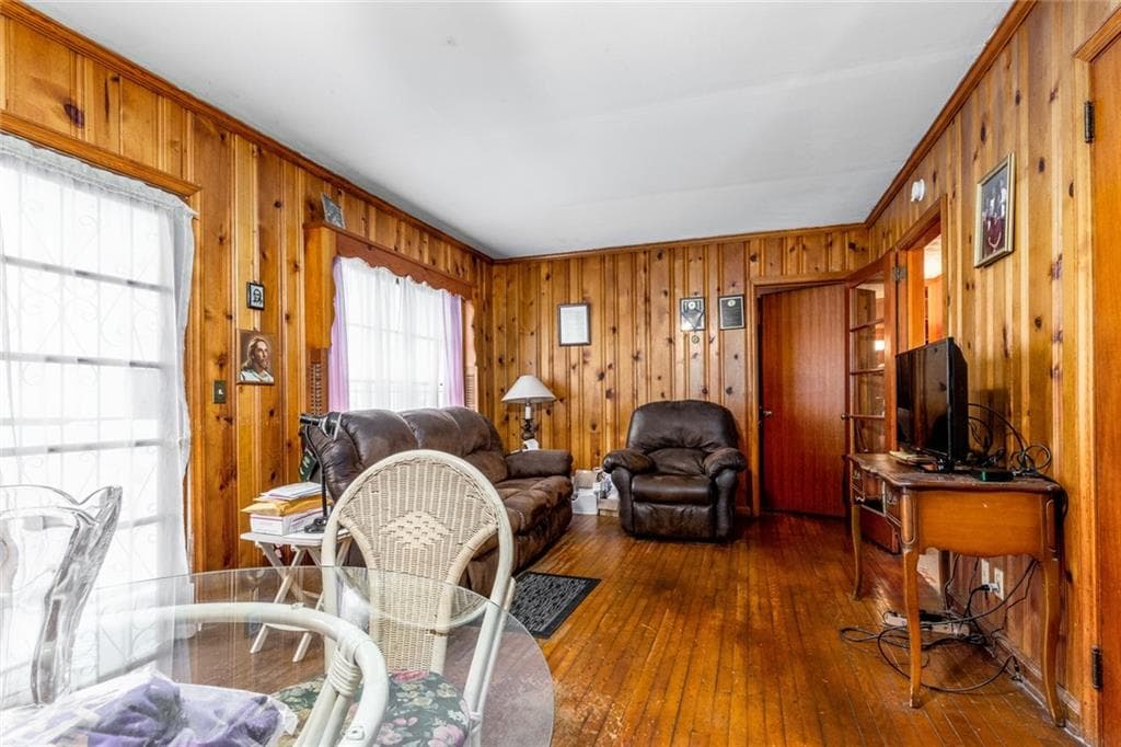 3 bedroom, 2 bathroom, 1,506 sq ft single family residence for sale at 424 E Pharr Road, Decatur, GA 30030 — photo 10