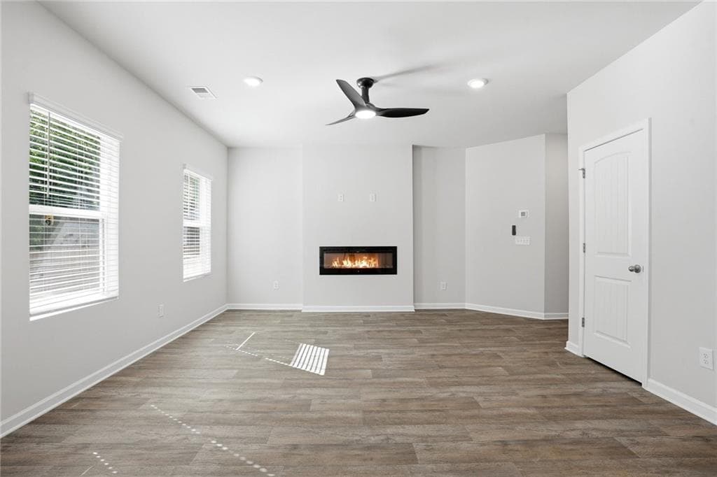 4 bedroom, 4 bathroom, 2,860 sq ft single family residence under contract at 371 Orwell Drive, Social Circle, GA 30025 — photo 4