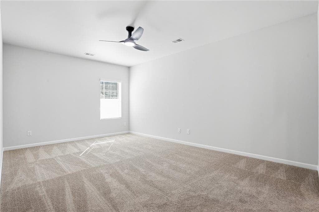4 bedroom, 4 bathroom, 2,860 sq ft single family residence under contract at 371 Orwell Drive, Social Circle, GA 30025 — photo 8