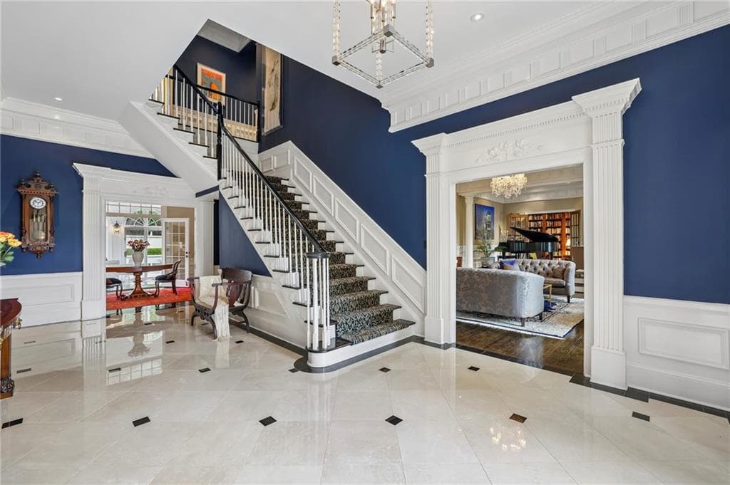 5 bedroom, 7 bathroom, 9,176 sq ft single family residence under contract at 105 Wilderbluff Court, Atlanta, GA 30328 — photo 4