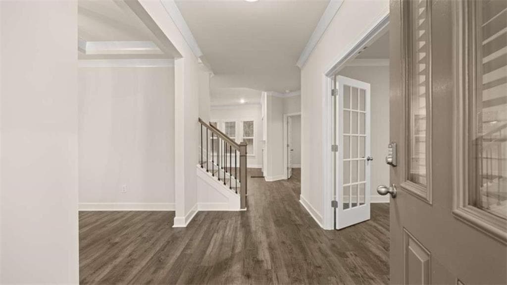 5 bedroom, 4 bathroom, 3,034 sq ft single family residence for sale at 490 Beachview Road, Hampton, GA 30228 — photo 3