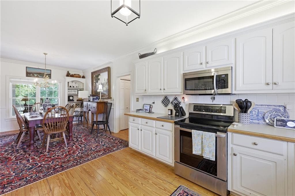 3 bedroom, 3 bathroom, 2,664 sq ft single family residence for sale at 4703 Mount Vernon Road, Gainesville, GA 30501 — photo 9