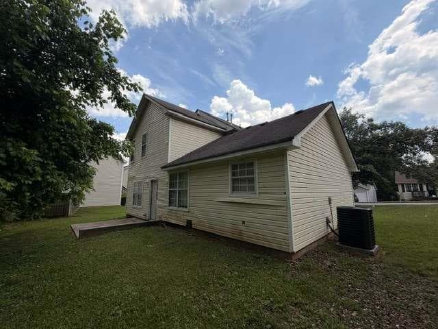 3 bedroom, 3 bathroom, 1,685 sq ft single family residence for sale at 4099 WARD LAKE Trail, Ellenwood, GA 30294 — photo 3