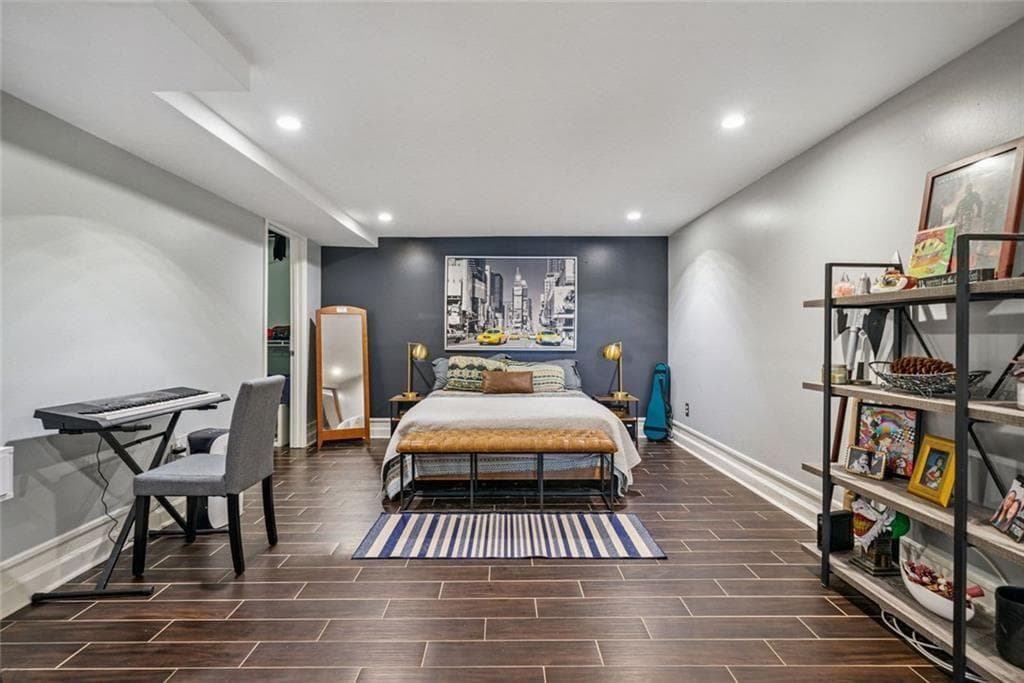 2 bedroom, 1 bathroom, 1,102 sq ft condominium for sale at 3048 Briarcliff Road 9, Atlanta, GA 30329 — photo 4