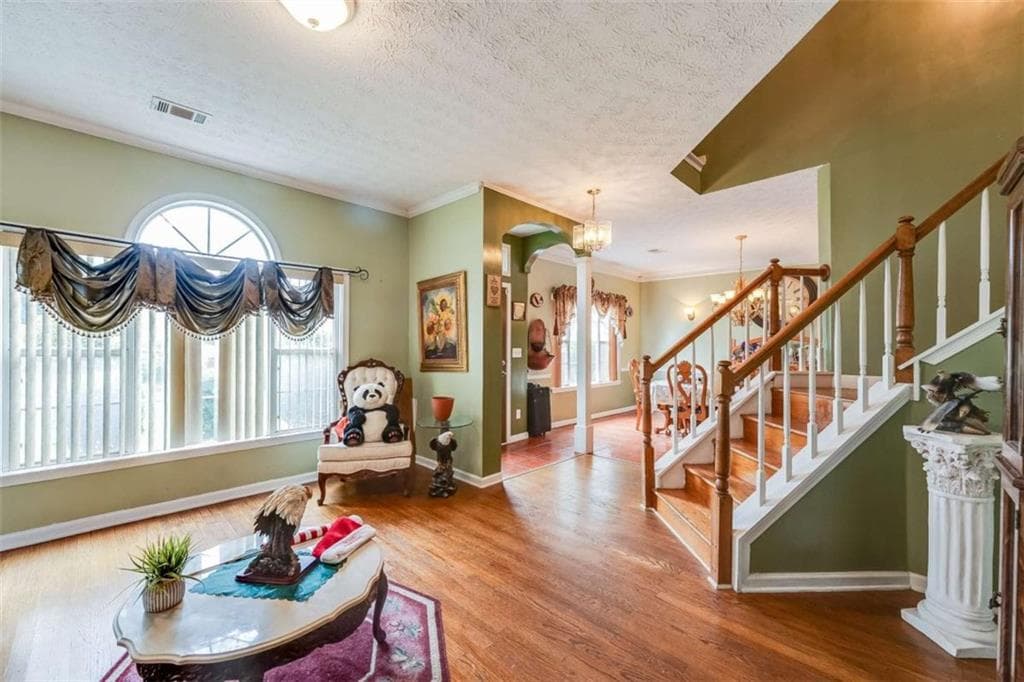 5 bedroom, 3 bathroom, 2,612 sq ft single family residence for sale at 4268 Wyndham Park Circle, Decatur, GA 30034 — photo 5