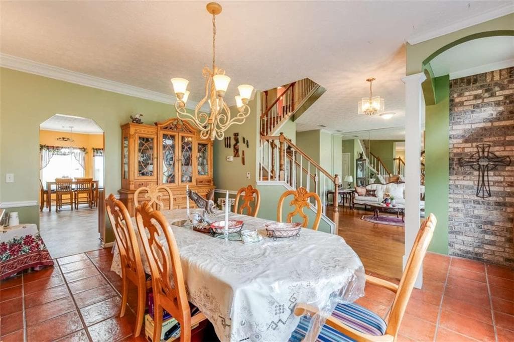 5 bedroom, 3 bathroom, 2,612 sq ft single family residence for sale at 4268 Wyndham Park Circle, Decatur, GA 30034 — photo 9