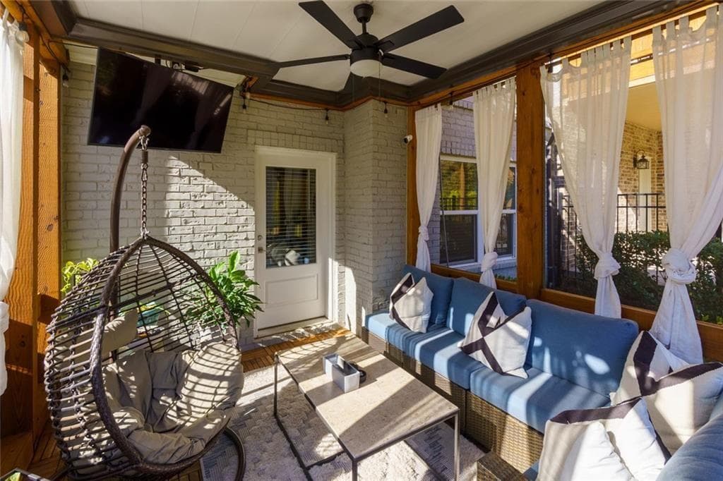 4 bedroom, 4 bathroom, 2,876 sq ft townhouse for sale at 1002 Towneship Way, Roswell, GA 30075 — photo 7
