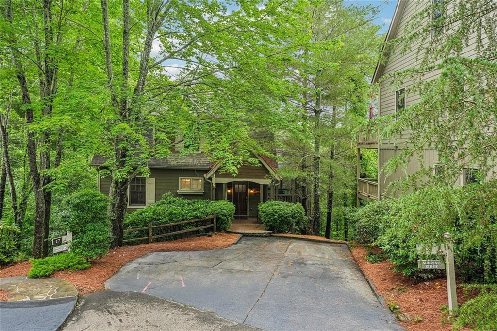5 bedroom, 5 bathroom, 2,823 sq ft single family residence for sale at 14 Laurel Ridge Way, Big Canoe, GA 30143 — photo 4