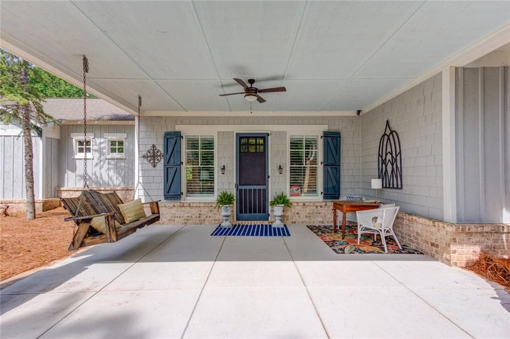 6 bedroom, 5 bathroom, 4,116 sq ft single family residence for sale at 5741 Shadburn Ferry Road, Buford, GA 30518 — photo 7
