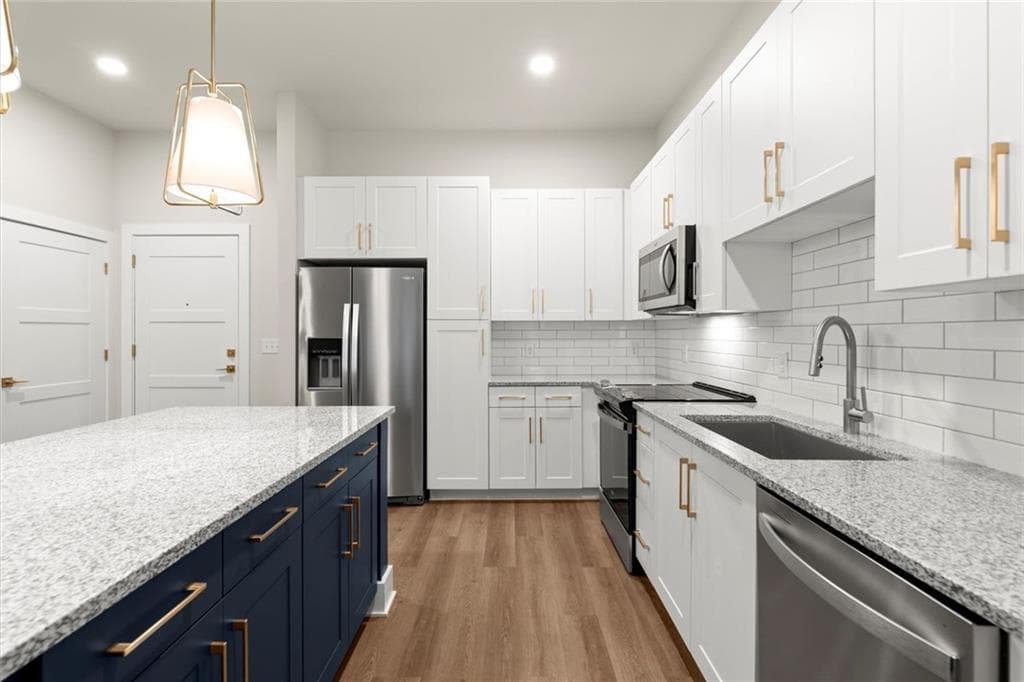 1 bedroom, 2 bathroom condominium for rent at 2648 Sandy Plains Road 218, Marietta, GA 30066 for $2,746 a month — photo 5