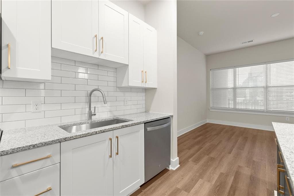 1 bedroom, 2 bathroom condominium for rent at 2648 Sandy Plains Road 218, Marietta, GA 30066 for $2,746 a month — photo 9