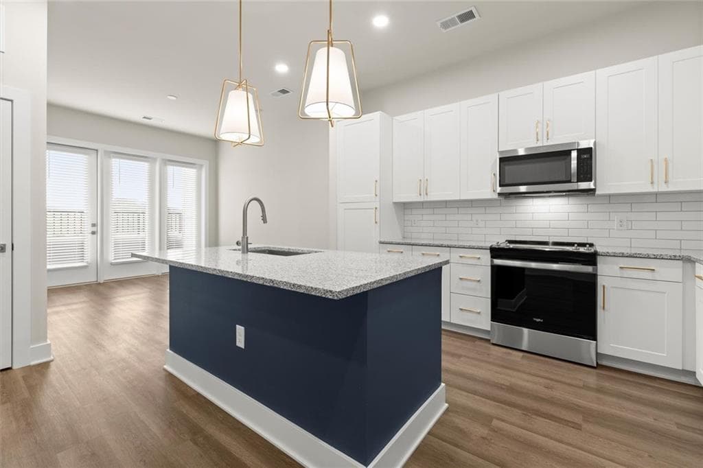 2 bedroom, 1 bathroom condominium for rent at 2648 Sandy Plains Road 324, Marietta, GA 30066 for $2,829 a month — photo 2