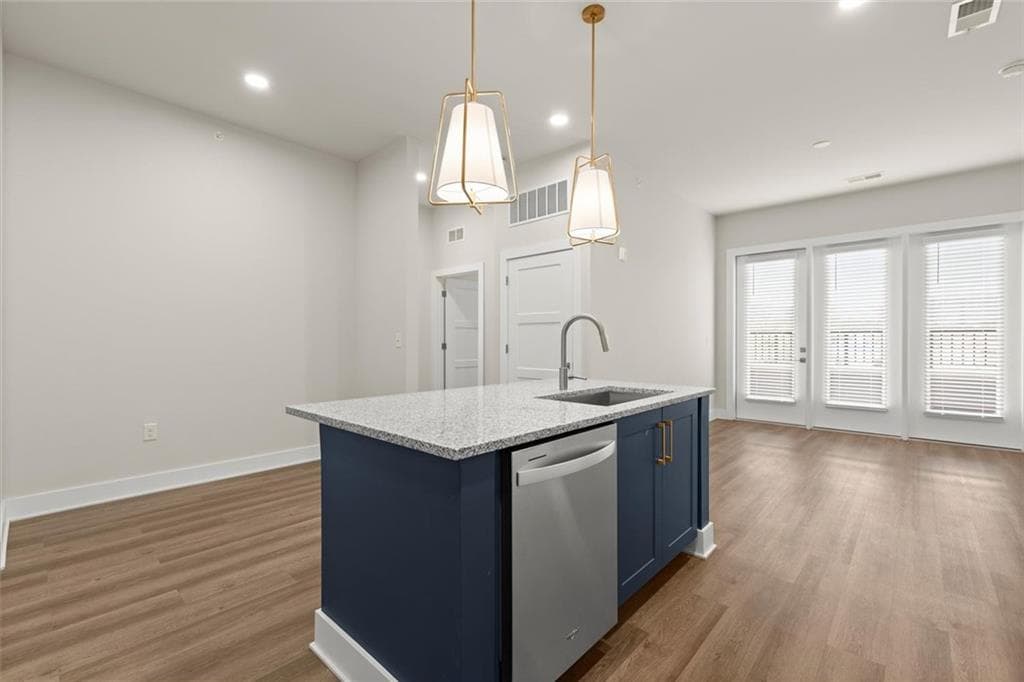 2 bedroom, 1 bathroom condominium for rent at 2648 Sandy Plains Road 324, Marietta, GA 30066 for $2,829 a month — photo 5