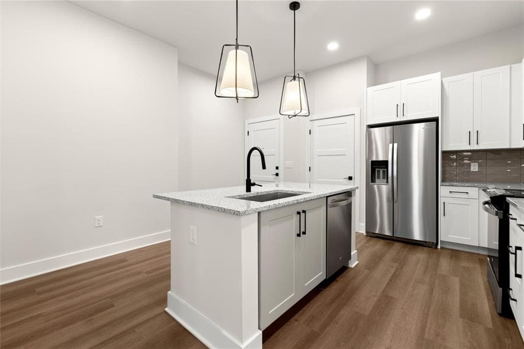 2 bedroom, 2 bathroom condominium for rent at 2648 Sandy Plains Road 246, Marietta, GA 30066 for $3,823 a month — photo 5