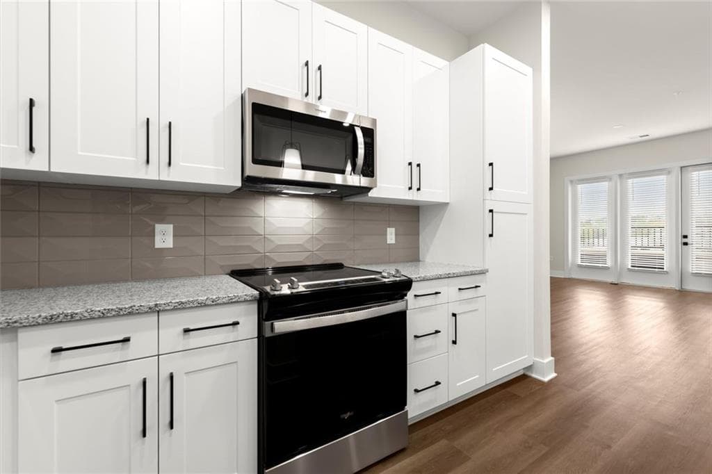 2 bedroom, 2 bathroom condominium for rent at 2648 Sandy Plains Road 246, Marietta, GA 30066 for $3,823 a month — photo 8