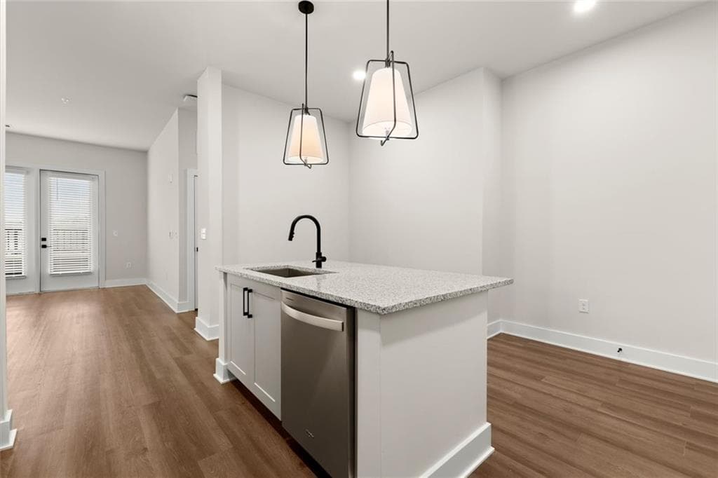 2 bedroom, 2 bathroom condominium for rent at 2648 Sandy Plains Road 146, Marietta, GA 30066 for $3,749 a month — photo 6