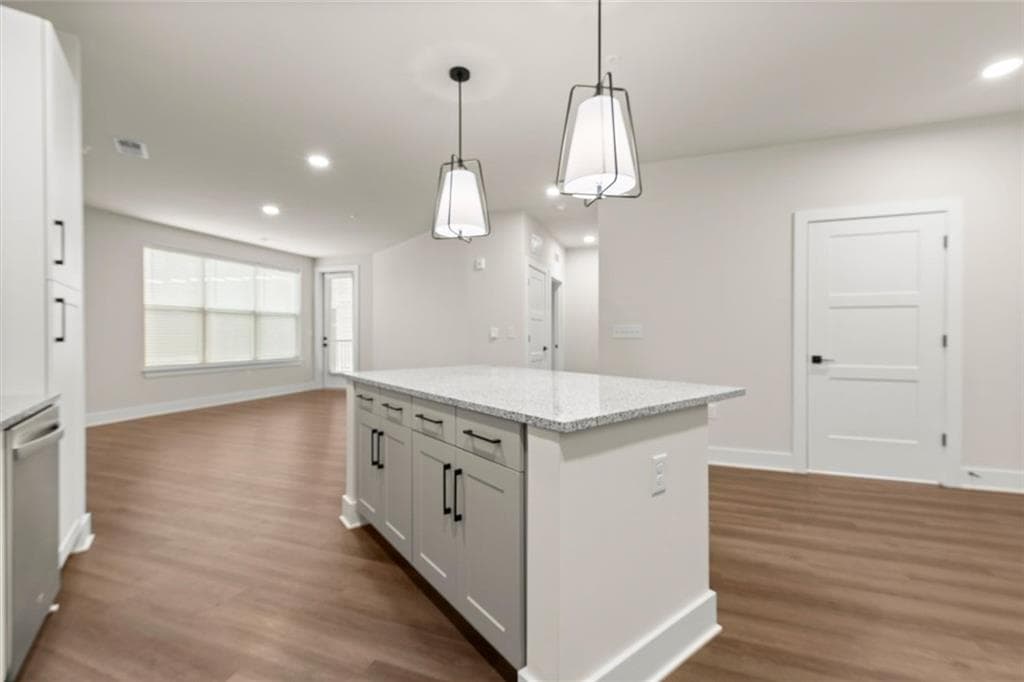 1 bedroom, 2 bathroom condominium for rent at 2648 Sandy Plains Road 422, Marietta, GA 30066 for $2,651 a month — photo 7