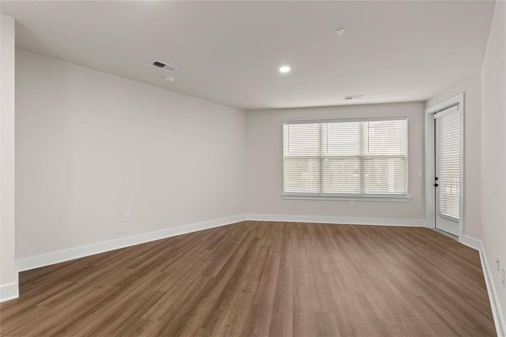 1 bedroom, 2 bathroom condominium for rent at 2648 Sandy Plains Road 422, Marietta, GA 30066 for $2,651 a month — photo 10