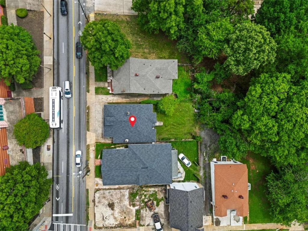 4 bedroom, 2 bathroom, 1,379 sq ft single family residence for sale at 219 Joseph E Lowery Boulevard, Atlanta, GA 30314 — photo 4