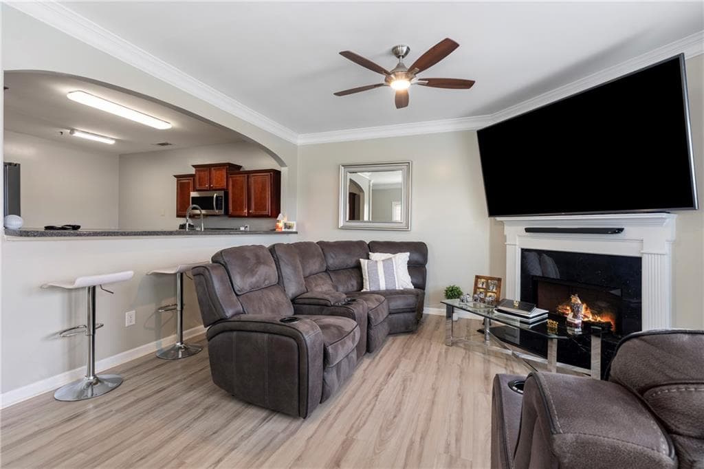 3 bedroom, 3 bathroom, 1,900 sq ft townhouse under contract at 2113 Hasel Street, Lawrenceville, GA 30044 — photo 9